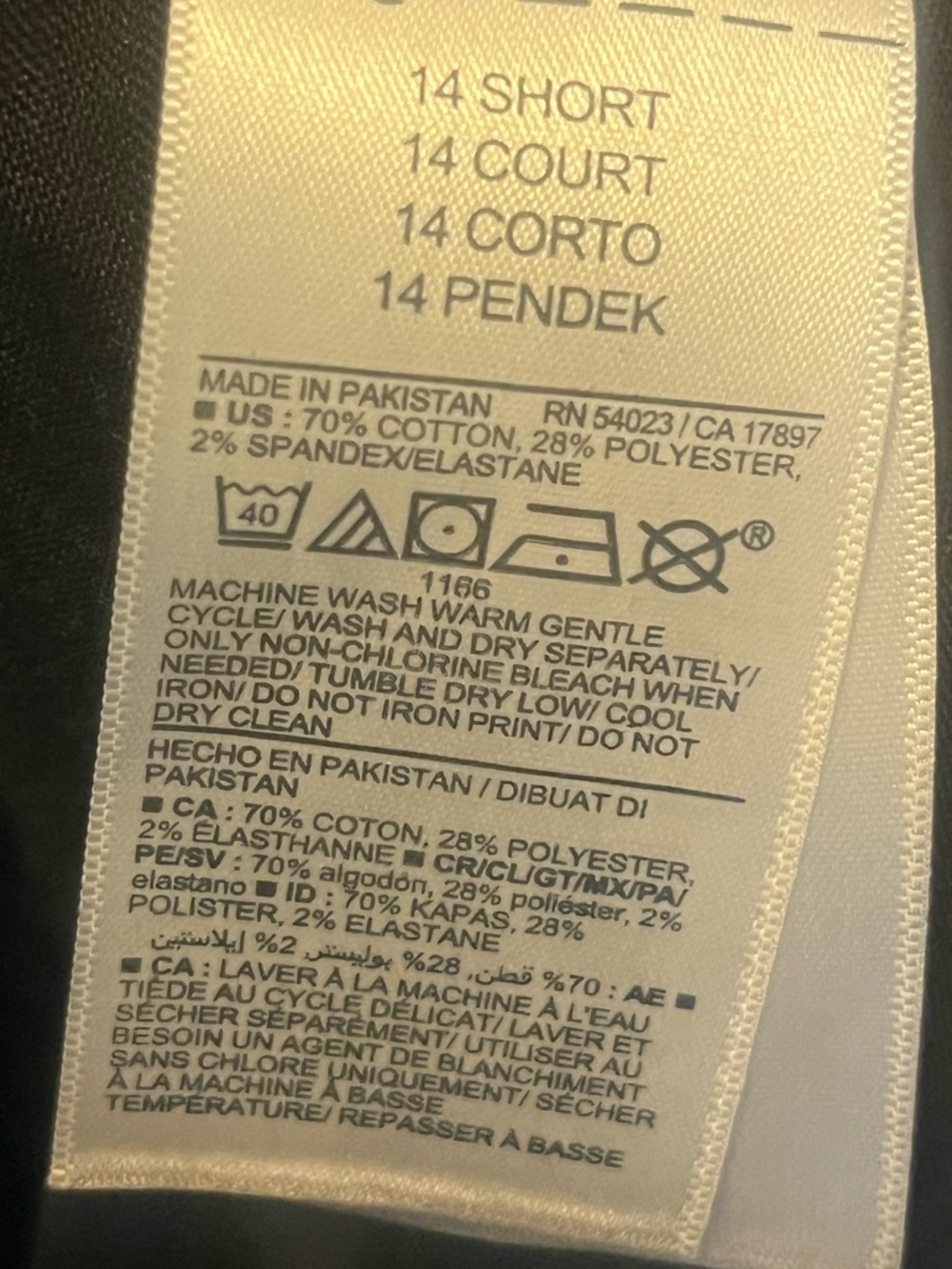 Old Navy Kicker Boot-Cut Black Jeans size 14 SHORT - Picture 4 of 4